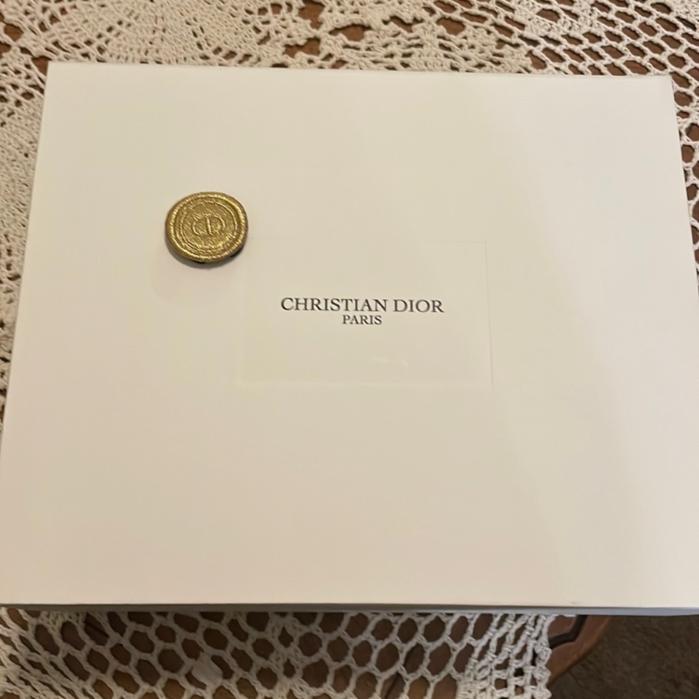 Dior Gift Box with Tissue and Pillow